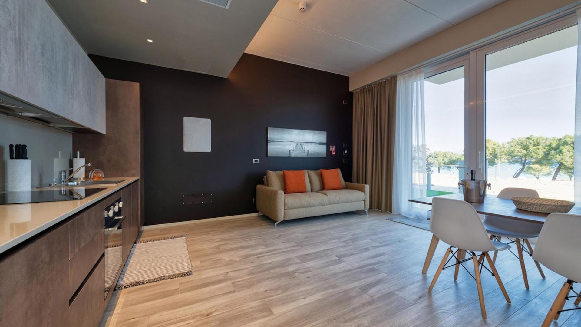 Vision Hotel 4*