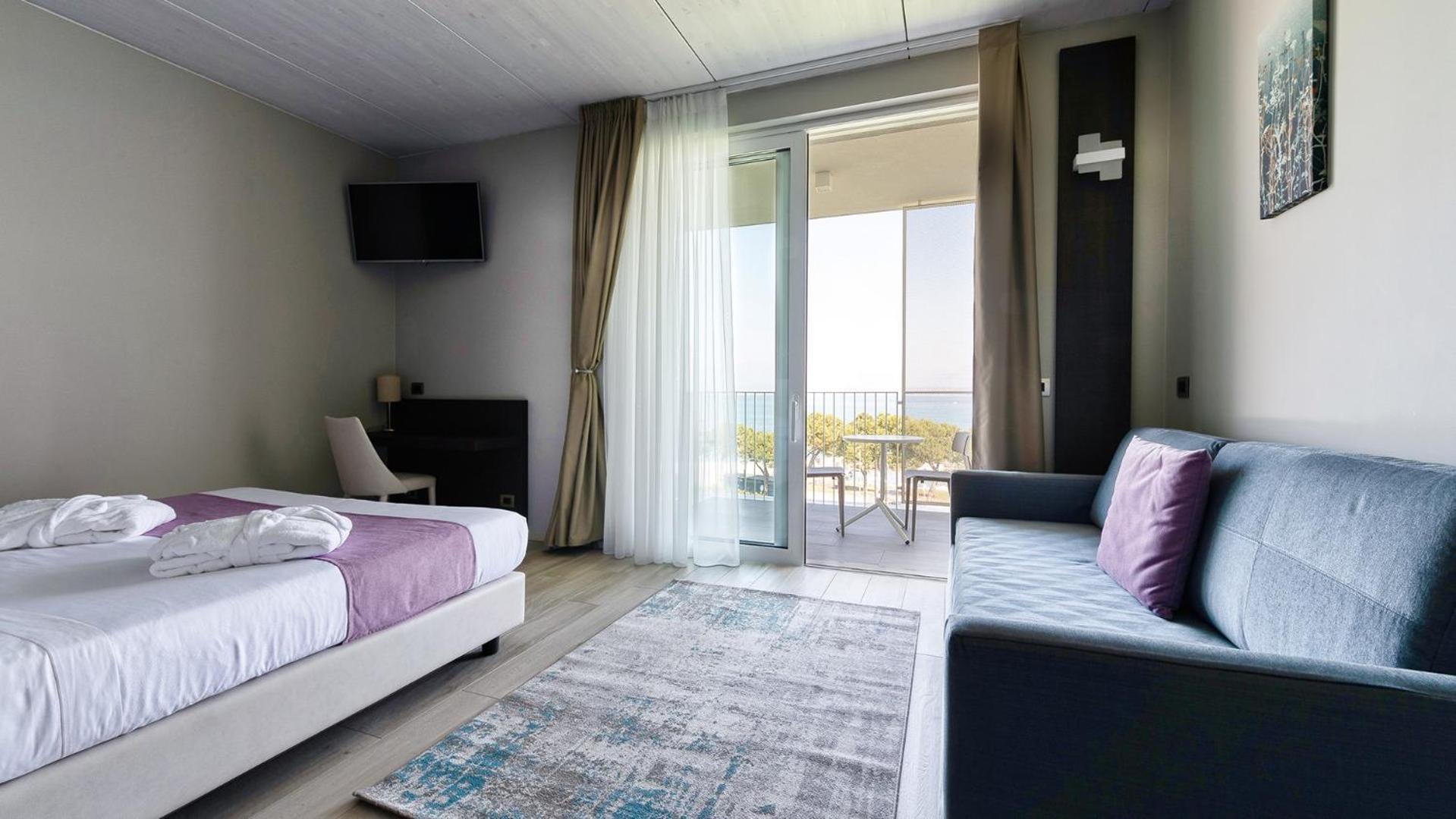 Vision Hotel 4*