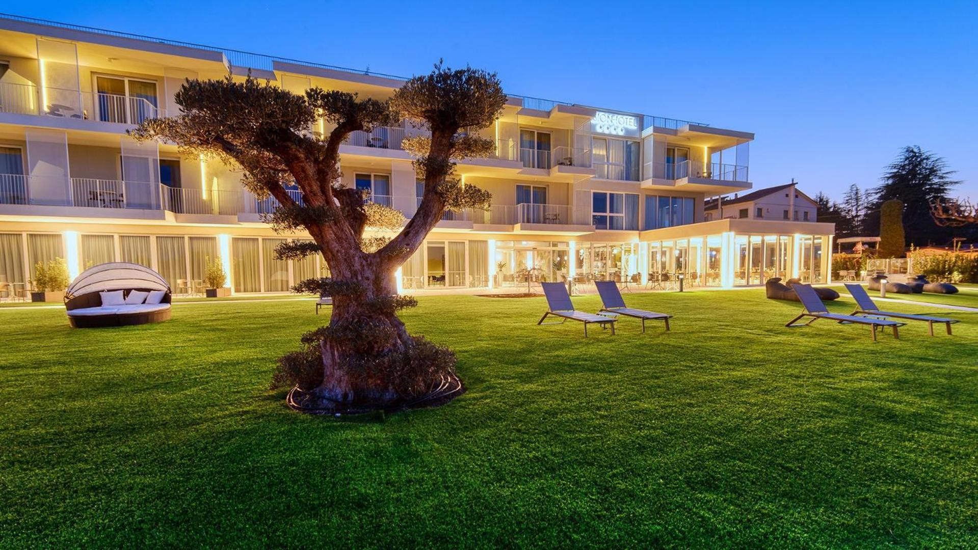 Hotel Vision 4*