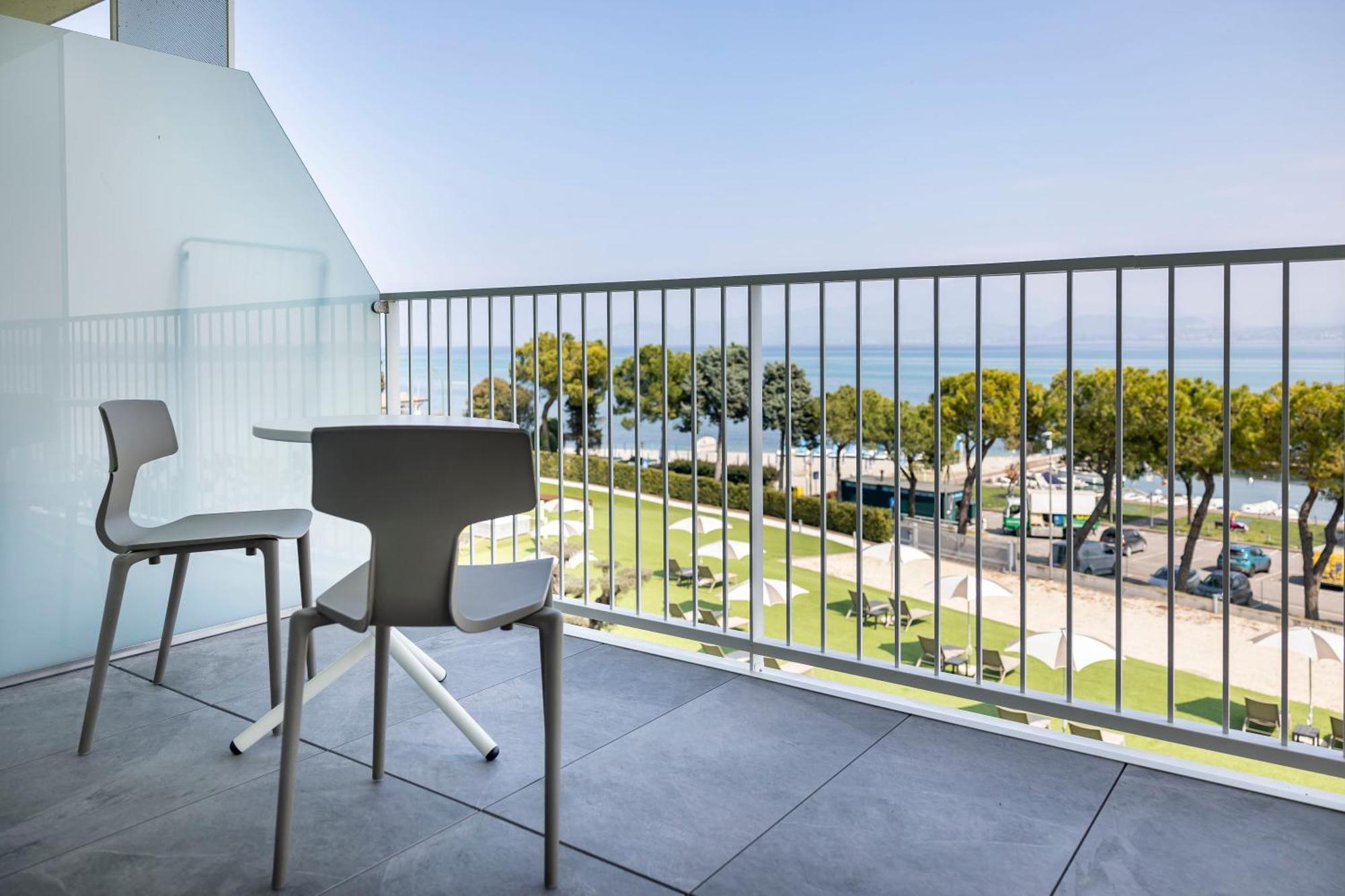 Vision Hotel