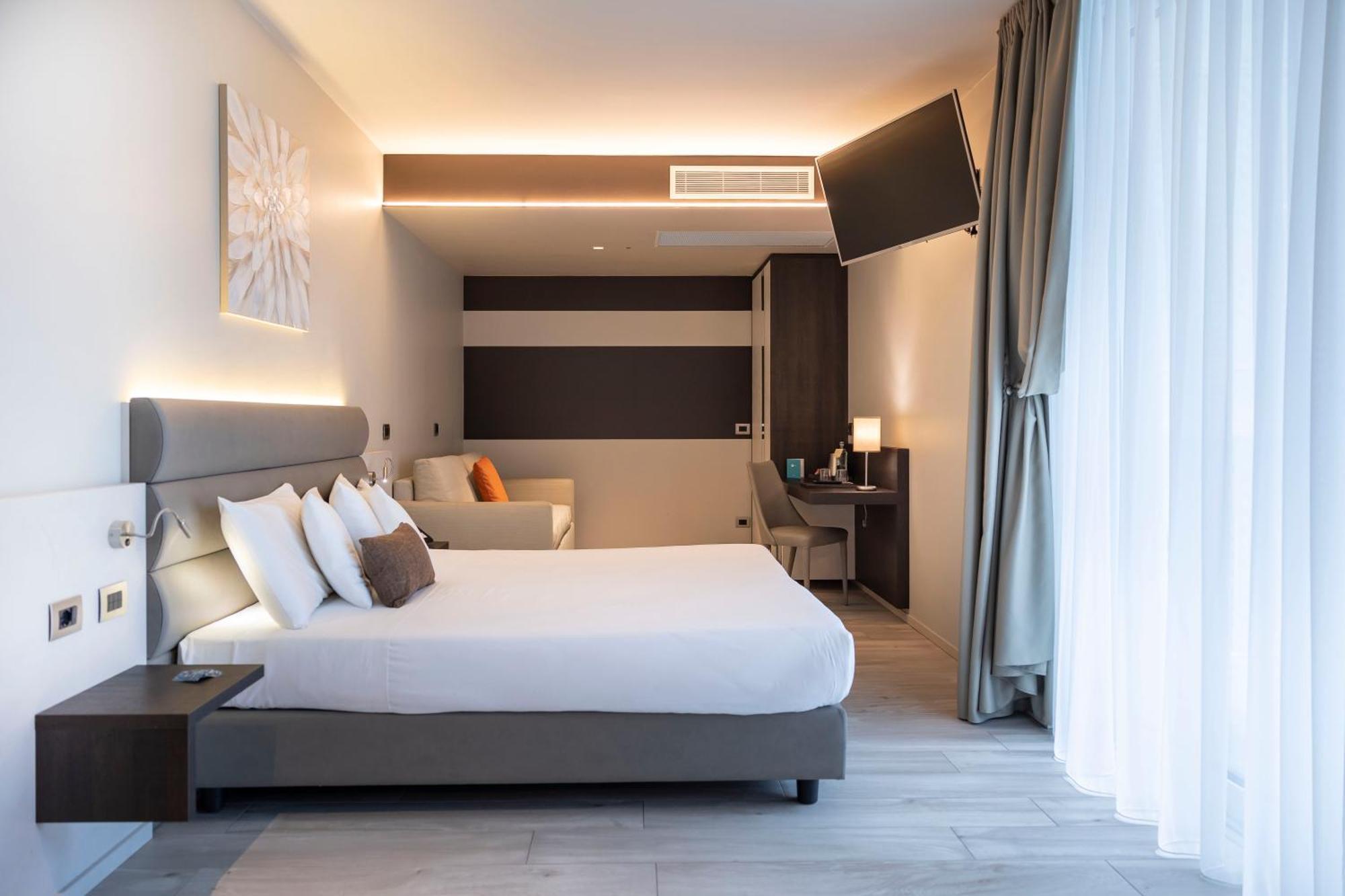 Vision Hotel 4*